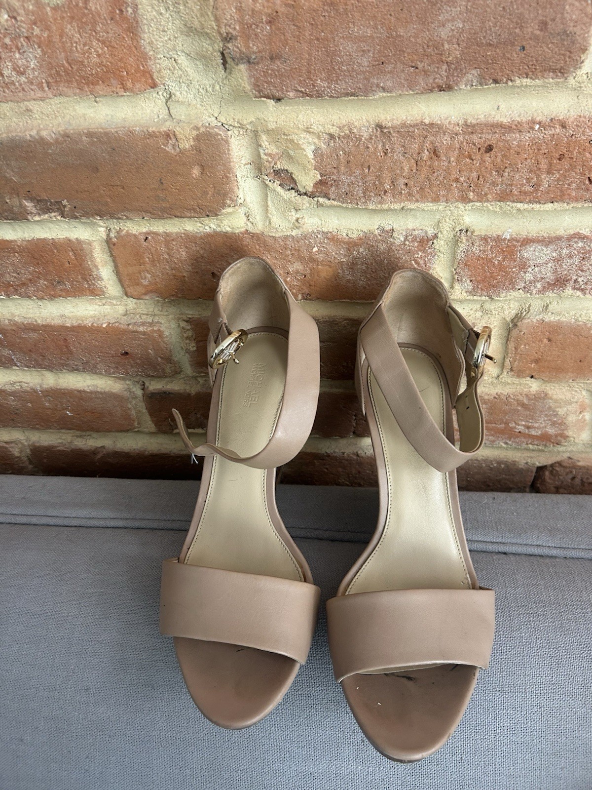 MICHAEL Michael Kors Women’s Beige/Brown Leather Wedge Sandals 9.5
