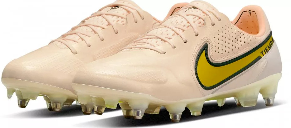 NIKE TIEMPO LEGEND 9 ELITE SG-PRO SOCCER CLEATS WOMEN’S SIZE 7.5 NWB no box top