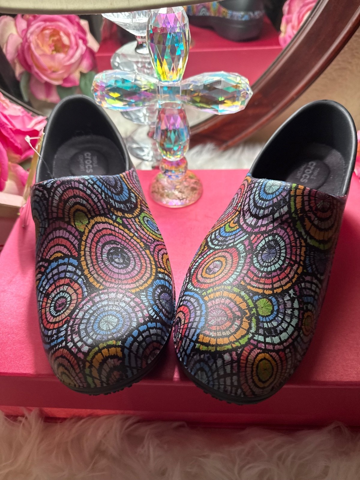 Crocs Nerio Pro Graphics Clogs Women’s Black Clogs multicolor circular NWT