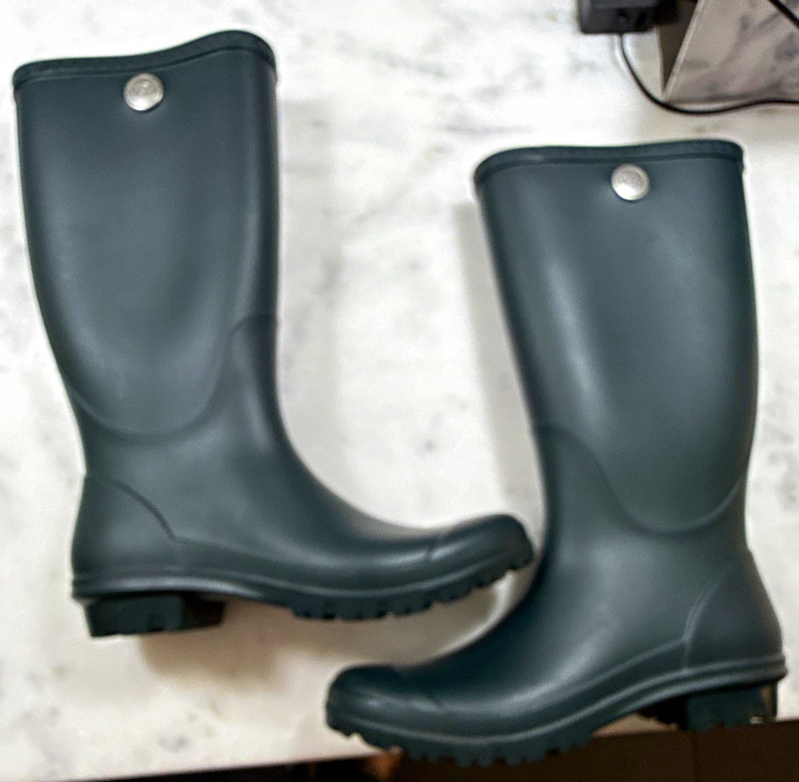 UGG Shaye Women’s Knee High Waterproof Rubber Pull-On Rain Boots Green 8