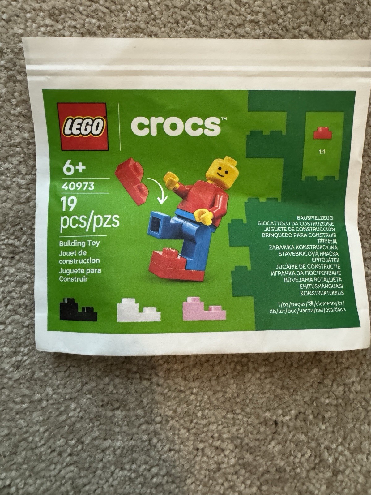 LEGO Masterbrand Creativity Crocs Clogs NEW With LEGO Crocs Minifigure!! Unisex