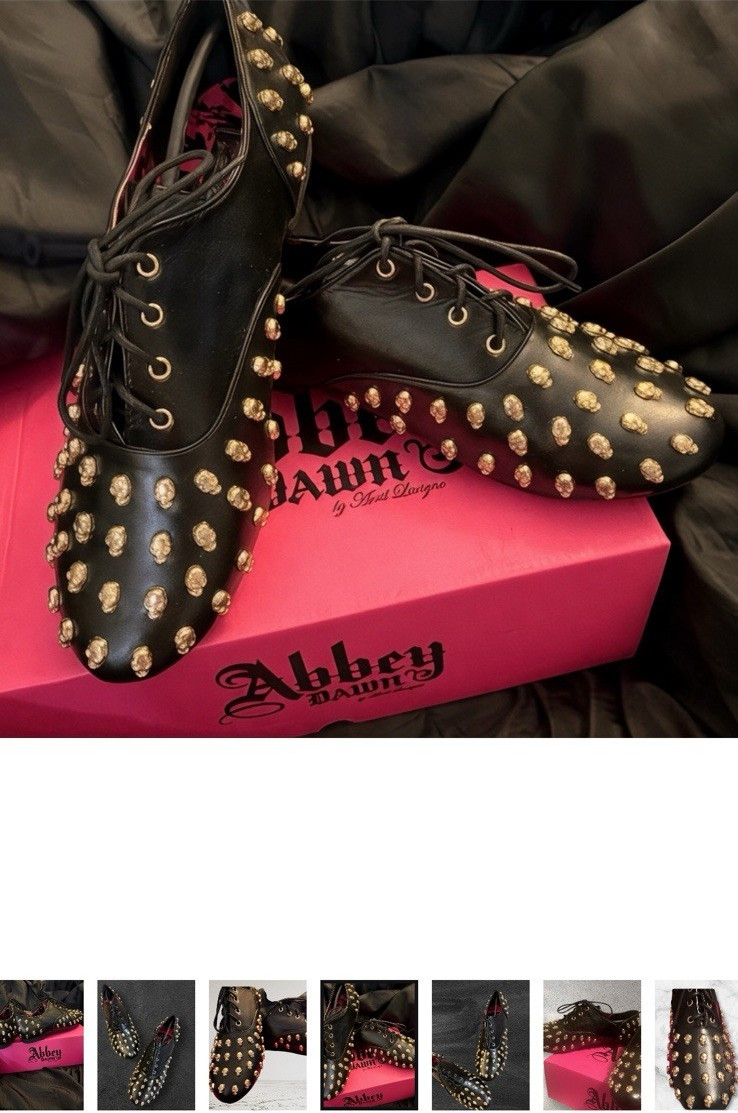 Abbey Dawn Women’s Black Studded Skull Accents Lace-Up Flats Black/Gold Size 8