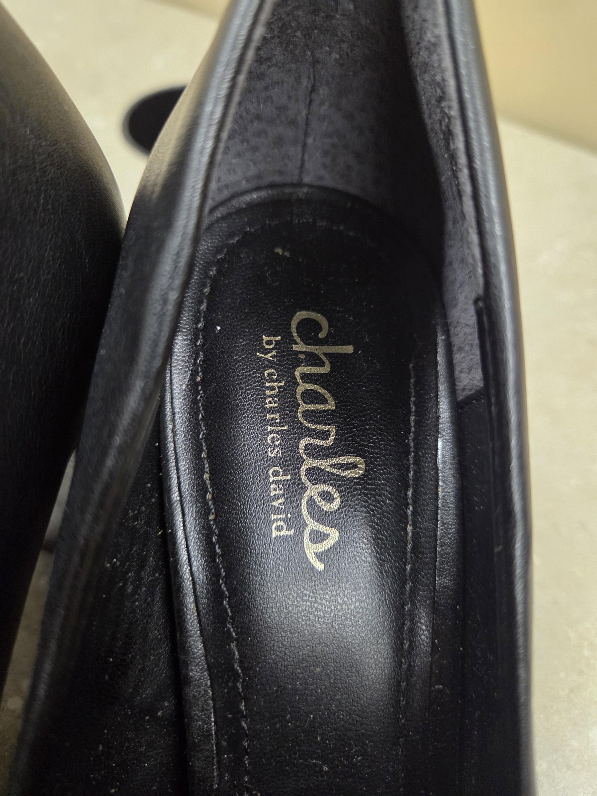 Charles by Charles David Shoes Womens Size 8M Black Amity Loafer Heels Gold Bit