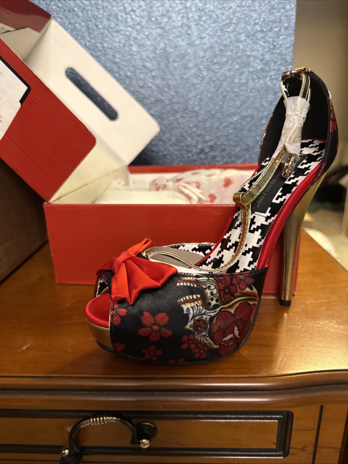 Just Fab Death Dance Platform Retired Heel Size 8