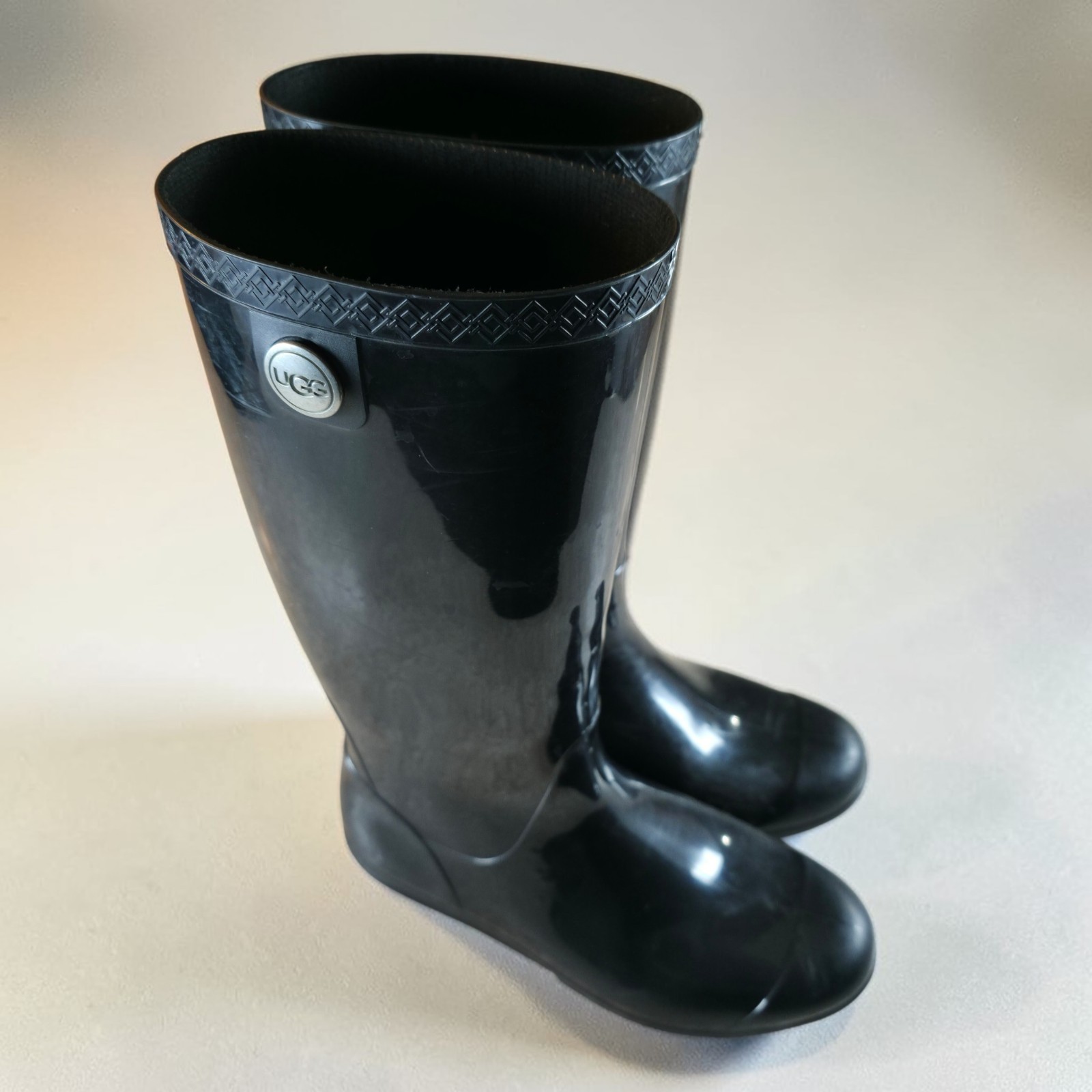 UGG Shaye Rain Boots Size 7 Shiny Black Tall Waterproof Lined