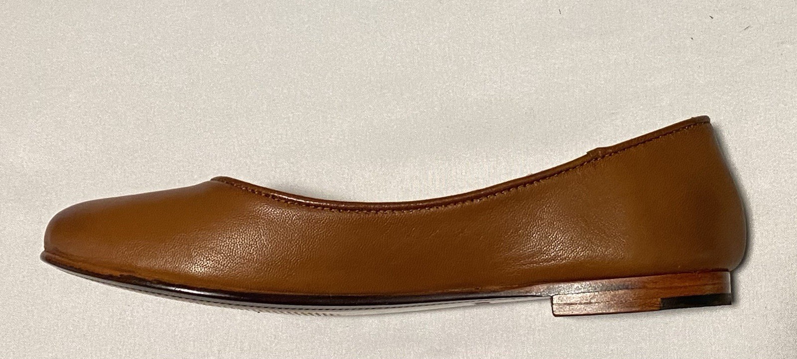 NWOB Thursday Feliz Brown Full Grain Leather Women’s Ballet Flats Size 6.5