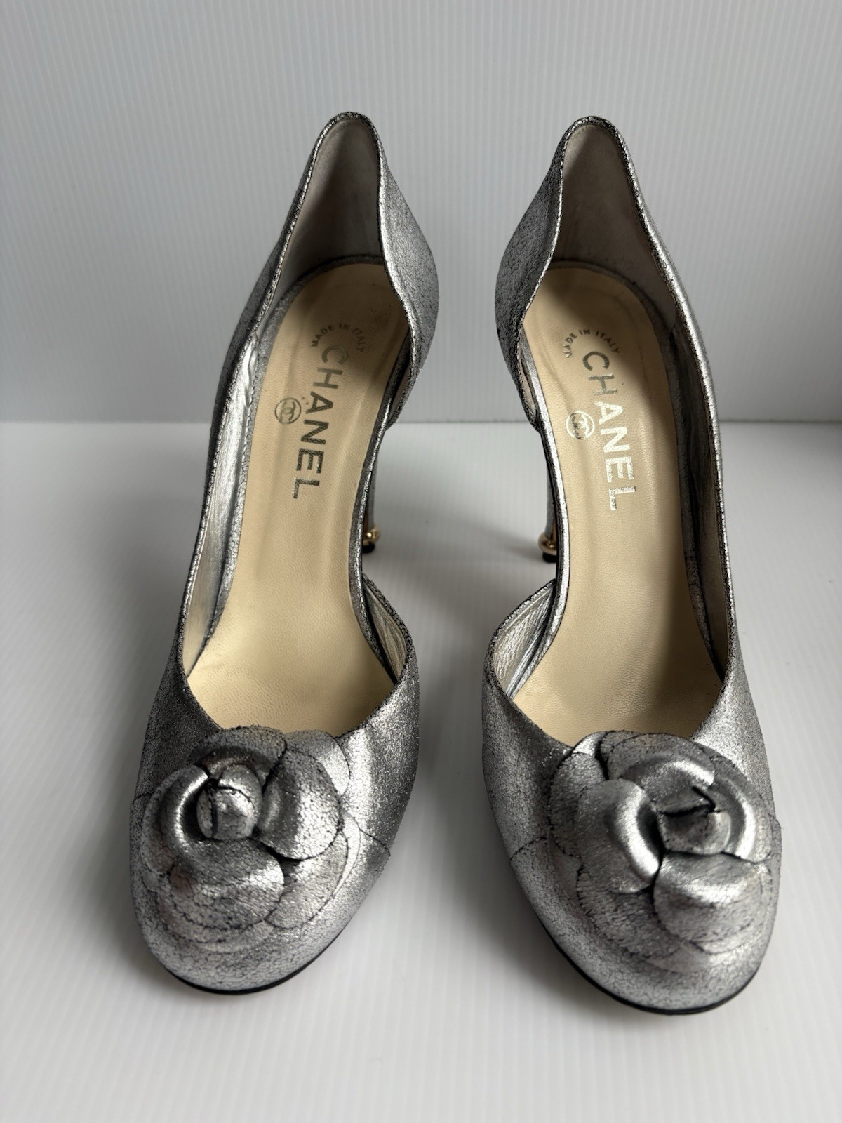 Chanel Metallic Silver Leather Camellia D’Orsay Pumps Size 40/9 US