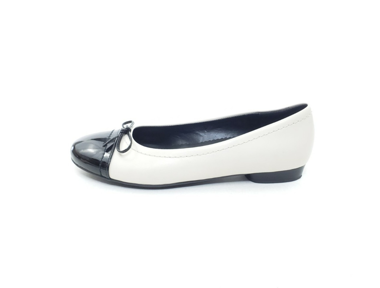 Ara Womens Ballet Flats White Black Patent Leather Cap Toe Bow Size 8