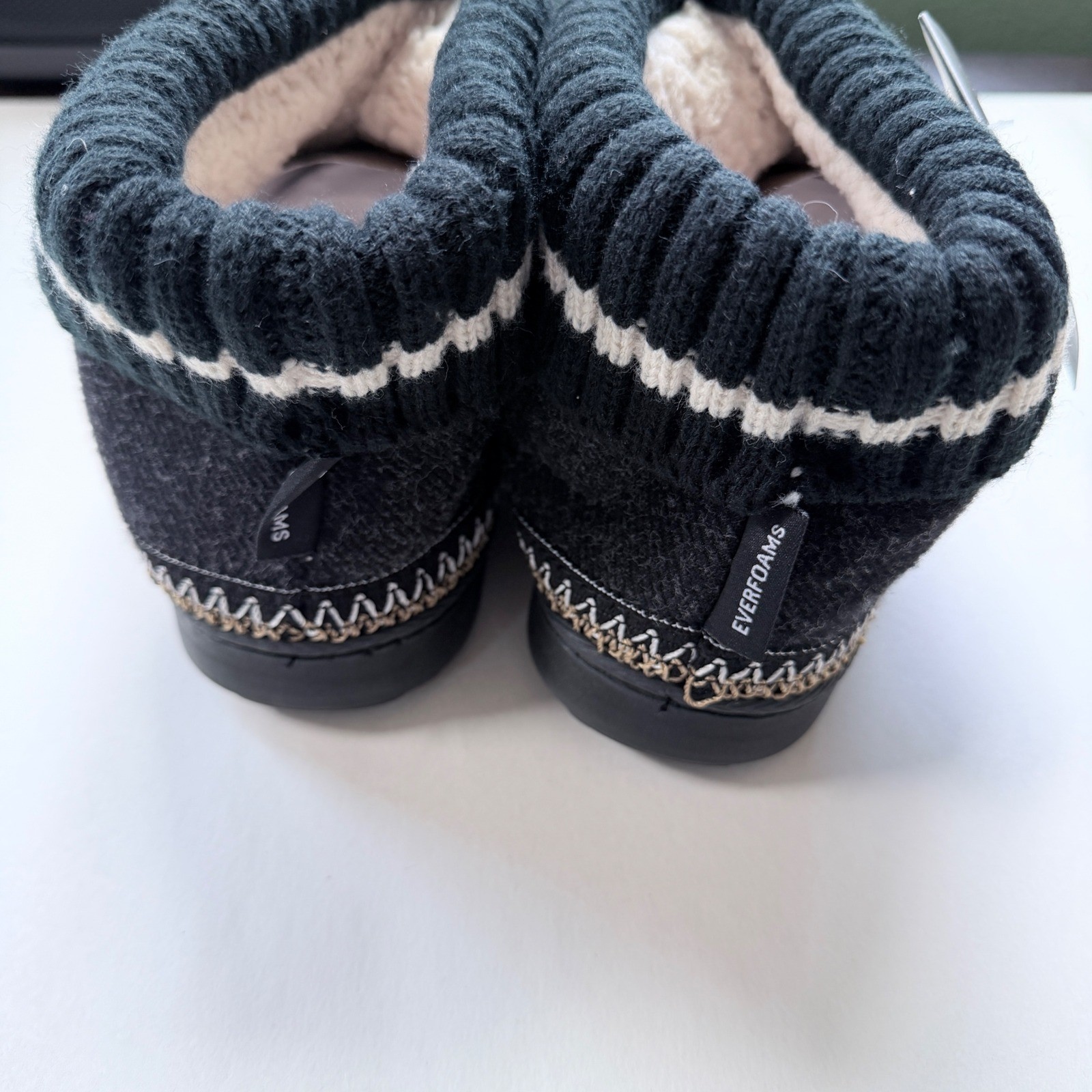 EverFoams Womens Slipper Boots Dark Gray Faux Shearling Lined Knit Collar Size 8