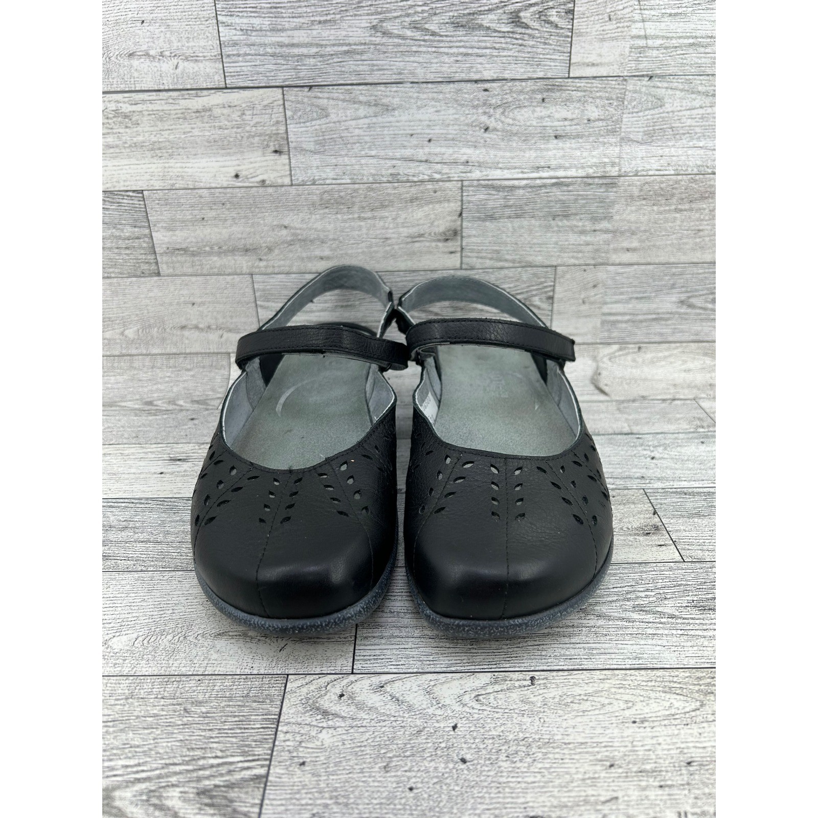 Naot Black Leather Laser Cut Mary Jane Slingback Flats EU 38 276500