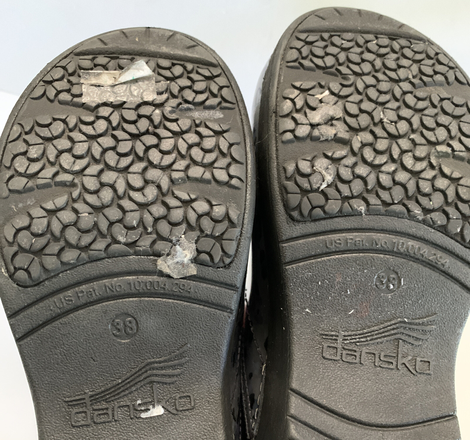 Dansko XP 20 Silver Black Clogs Comfort Shoes 38 US Size 7.5 Or 8 SEE PHOTOS