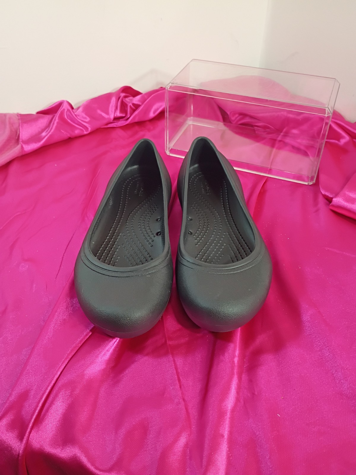 Crocs At Work Slip Resistant Ballet Flats Women 6 Black Rubber Slip On Shoe