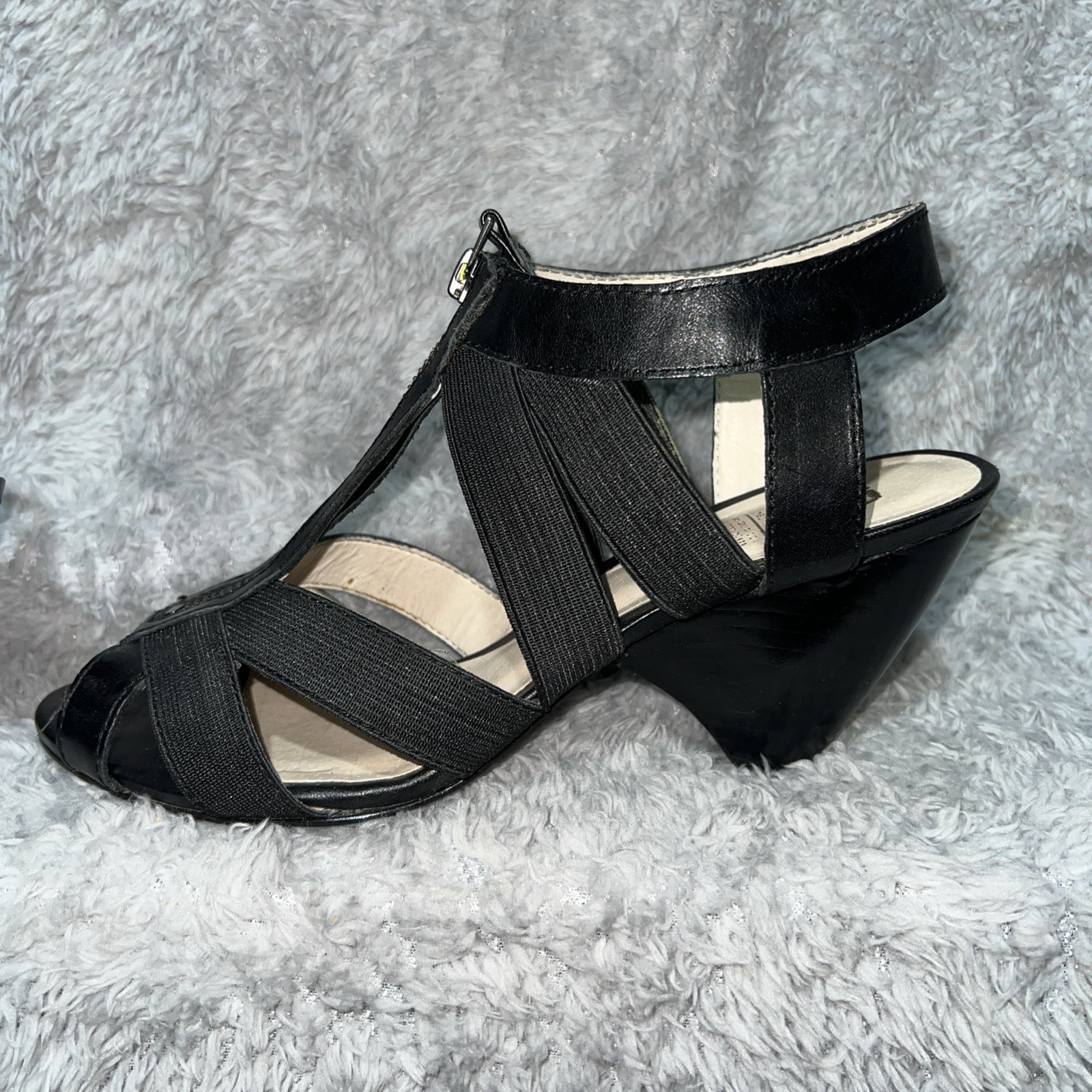 MR KT Women’s Block Heel Sandals Front Zip Black Cocktail Party Shoes 8.5 A3