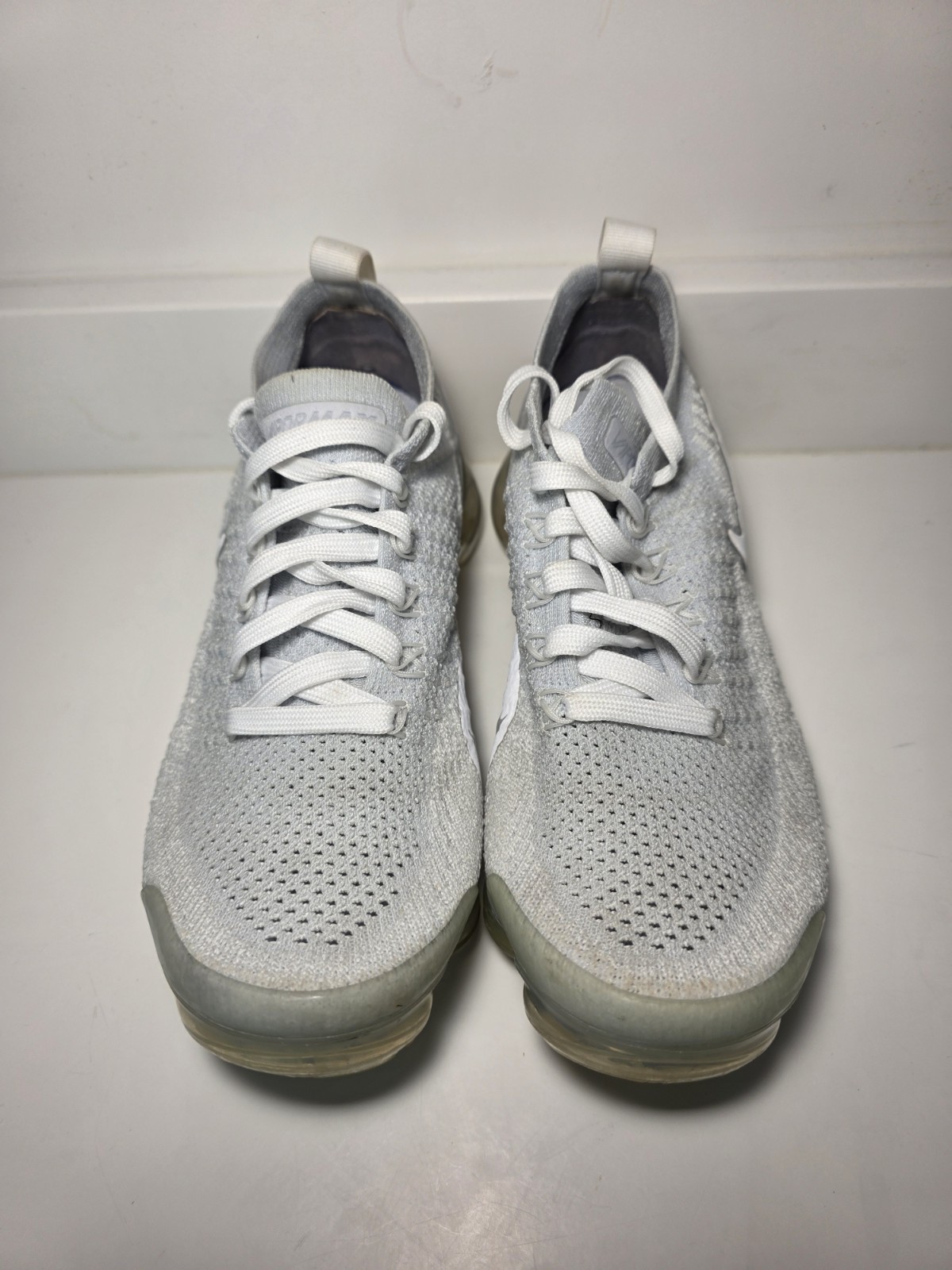 Nike Air VaporMax Flyknit 2 Womens Size 7.5 Silver Athletic Running Sneakers