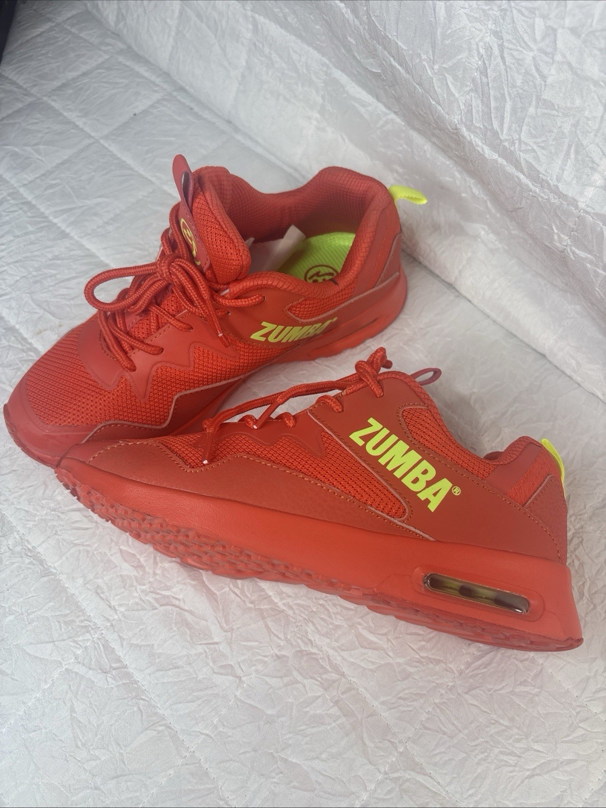 Zumba Air Cushion Dance Fitness Sneakers Orange Neon Lace Up Women’s Size 6.5
