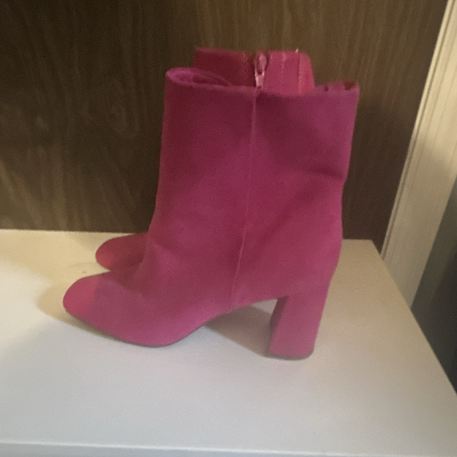 Joya Women’s Pink Faux Leather Ankle Booties Pointed Toe Zip US 9 M