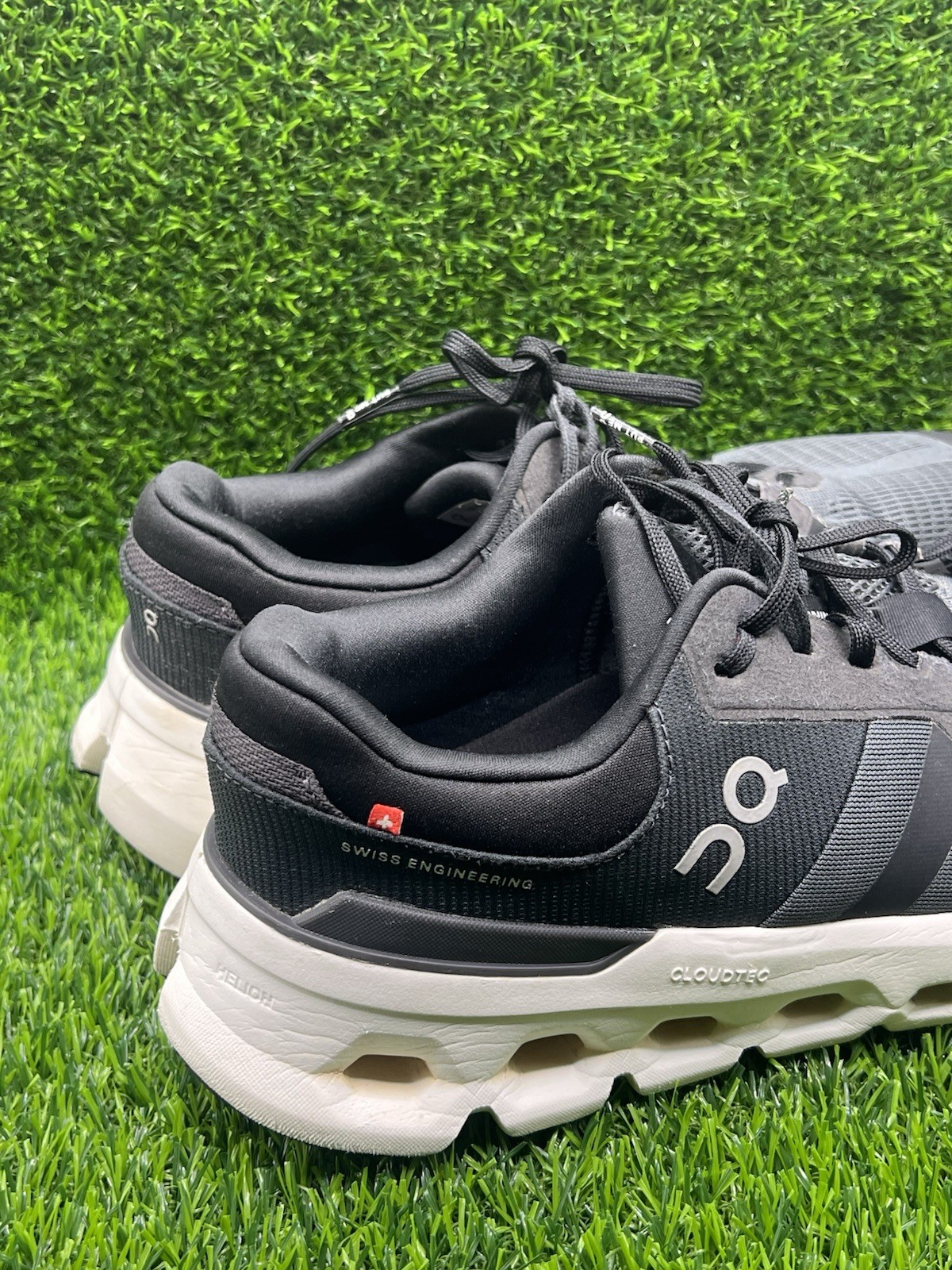 On Cloudrunner 2 Womens Size 10 Eclipse Black Athletic Running Shoes Sneakers