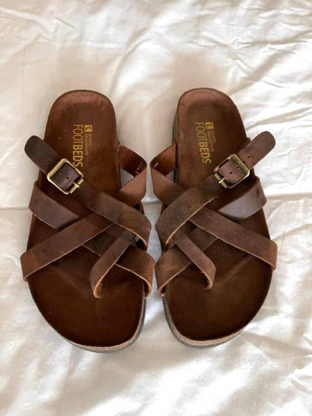 White Mountain Womens Gracie Sandal Brown Buckle Toe Loop Footbed 8