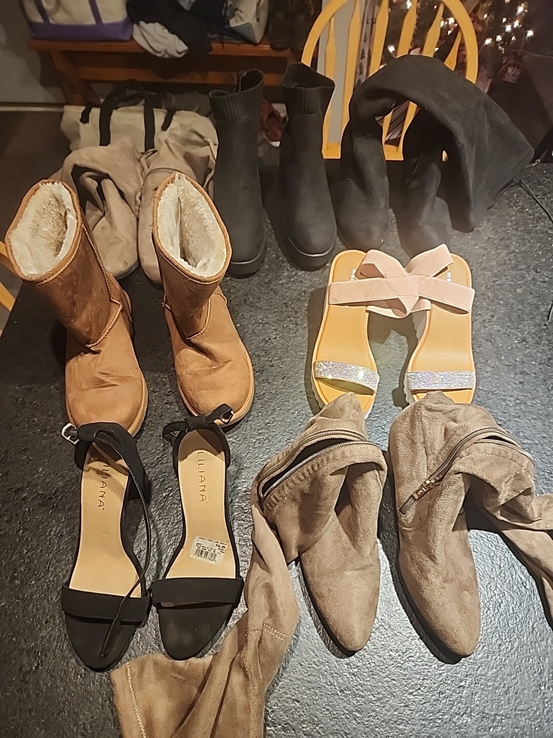 Women’s Shoe lot Of 7 Various styles & Brands (Sizes 8, 8 1/2, 9) Preowned
