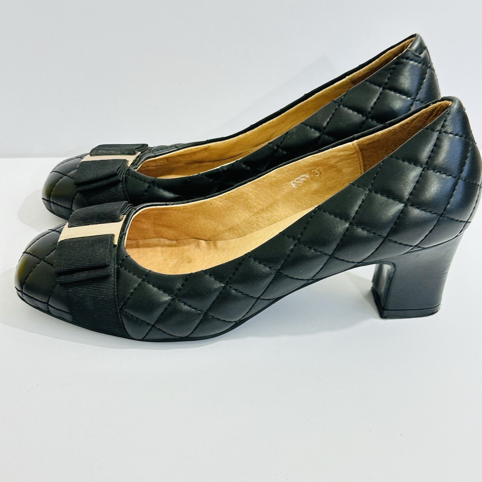 Blue Illusion Womens Black Quilted Leather Pumps Bow Detail EU37 AU6