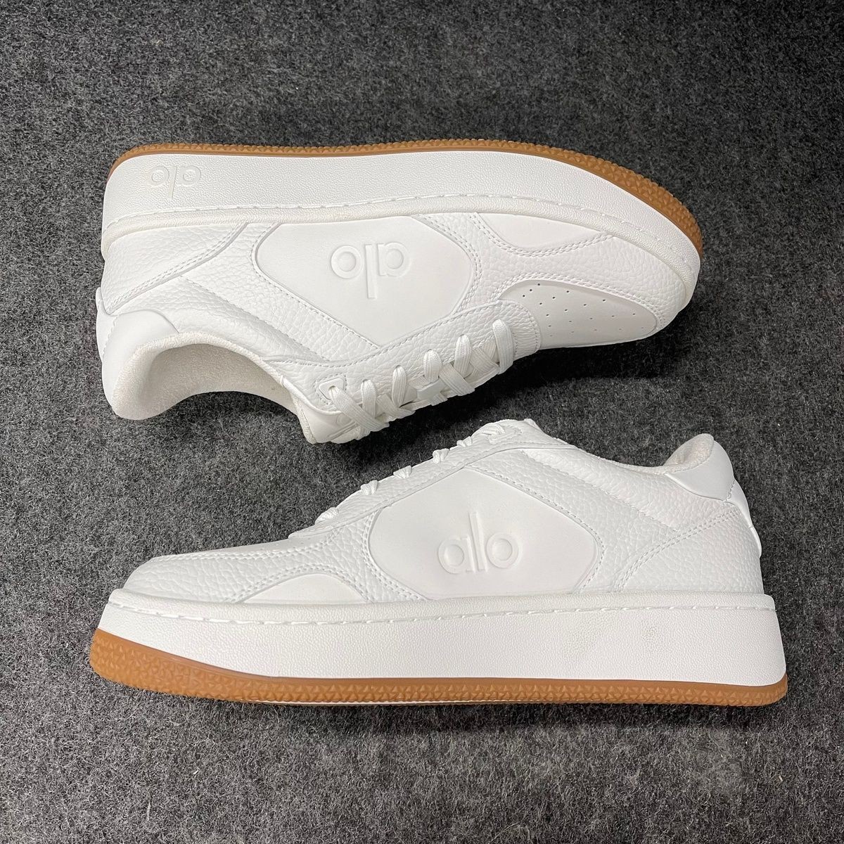 ALO YOGA Alo Recovery Mode Sneakers Unisex Size M6.5/W8 White