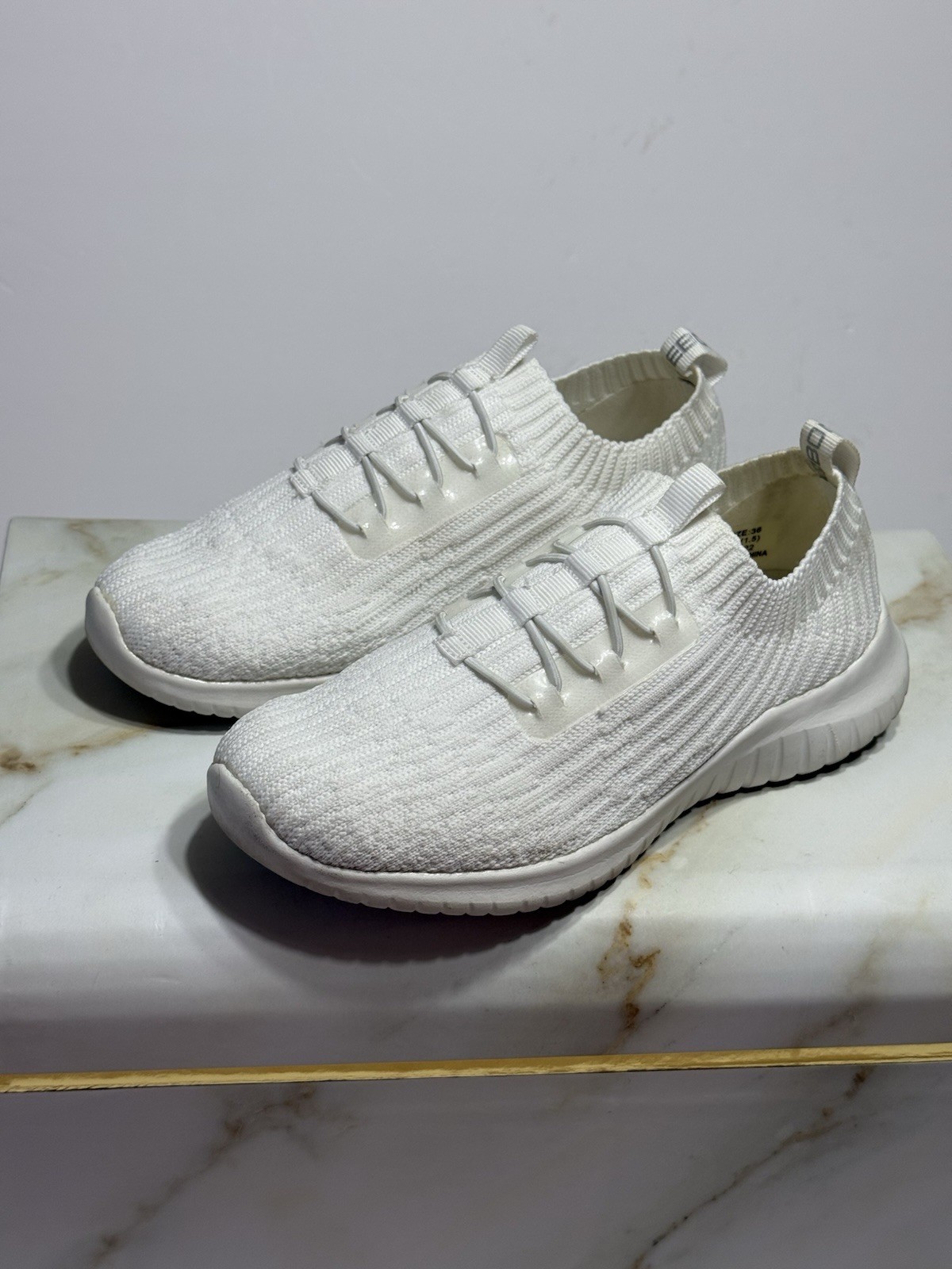 TIOSEBON White Slip On Lightweight Casual Walking Cheer Sneakers Women’s 36 (6)