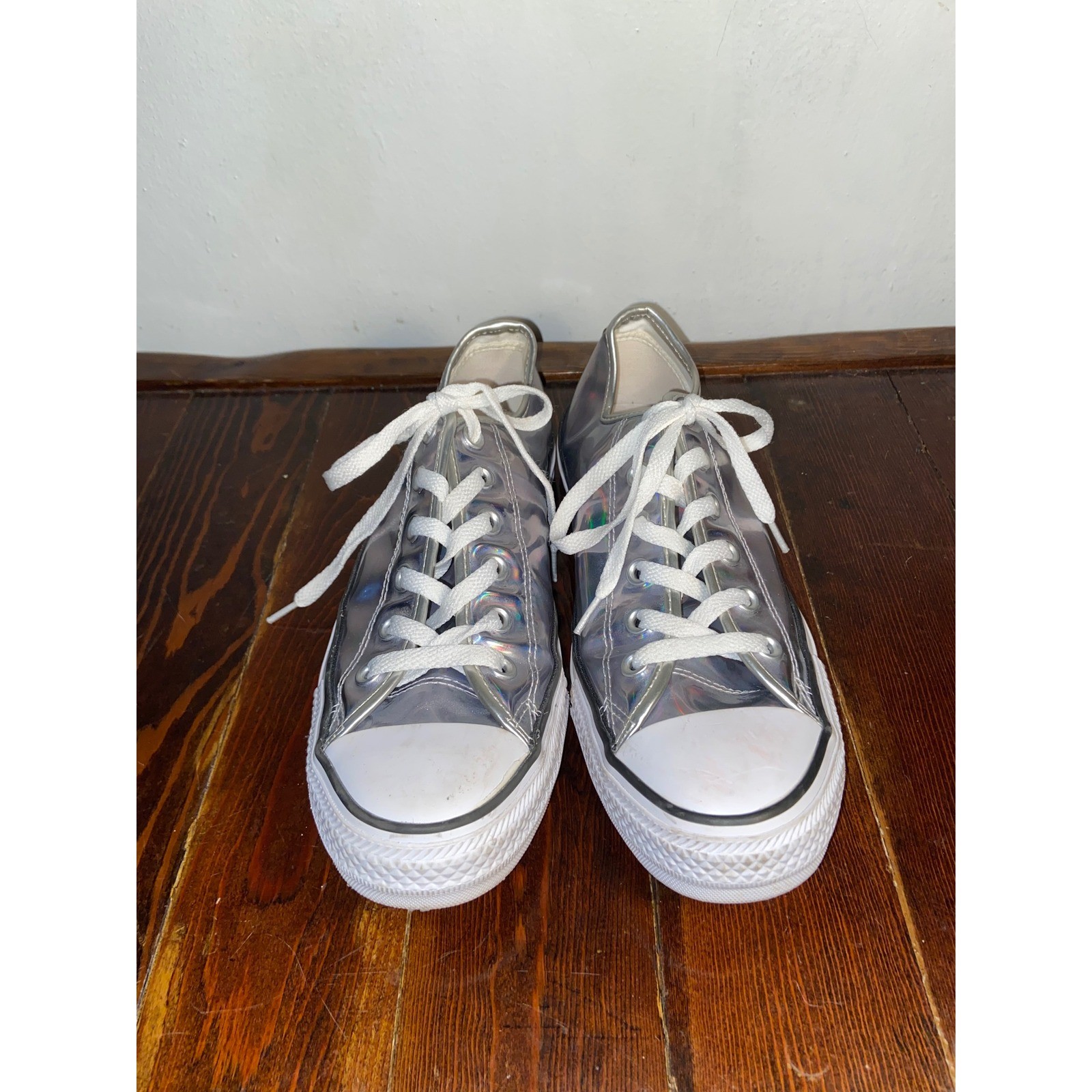 Converse Chuck Taylor All Star Ox Holographic Silver Low Top Sneakers M7 W9 EUC