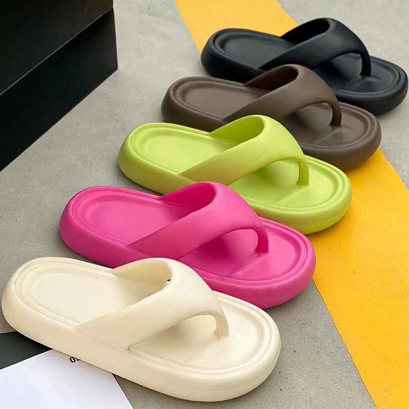 Women’s Classy Flip-flops with Poop Feeling, Female Internet Celebrity Eva Summe