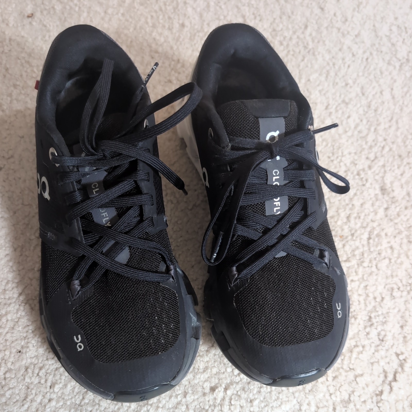 Worn Once On Cloud CloudFlyer Women’s Black Sneakers Sz7