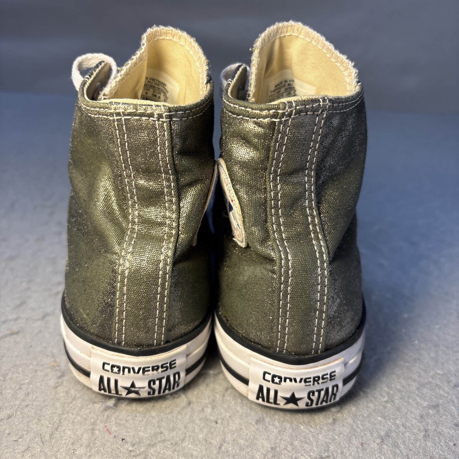 Converse Chuck Taylor AllStar High Top Metallic Green Glitter Sneakers Women’s 6