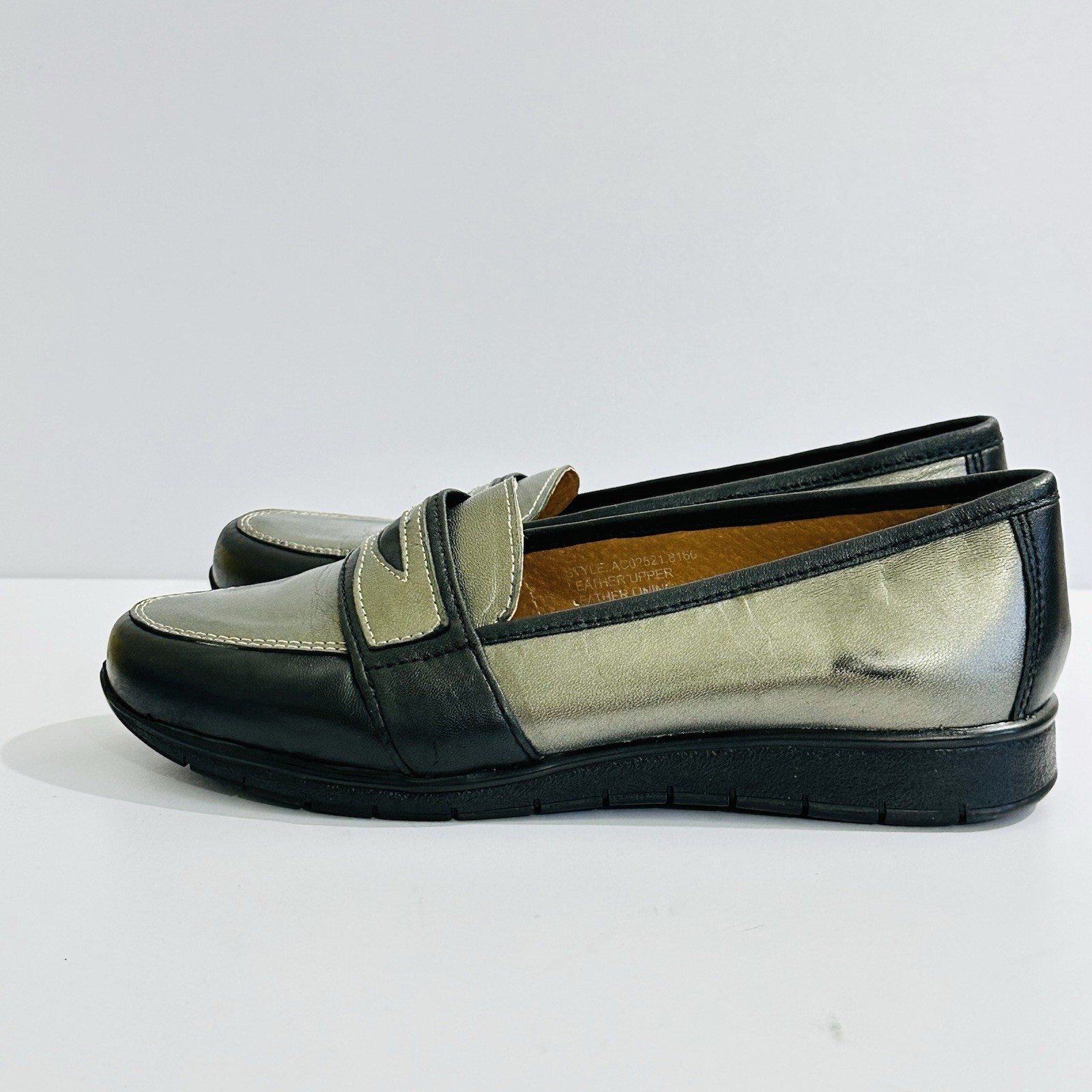 Blue Illusion Women’s Two Tone Leather Comfort Loafers EU37 AU6