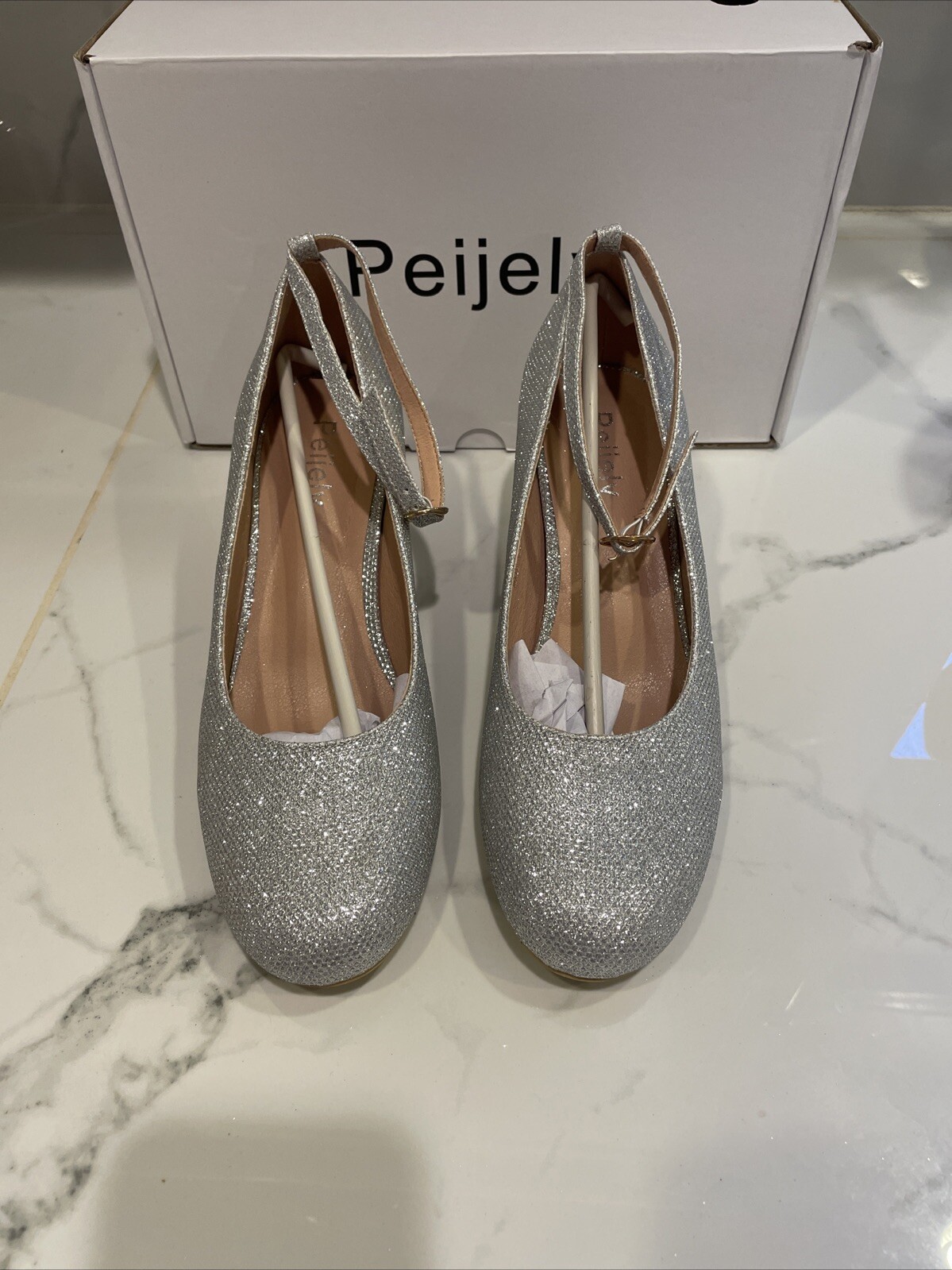 Peijely Women’s silver glitter round Toe 2 inch Heel 8.5