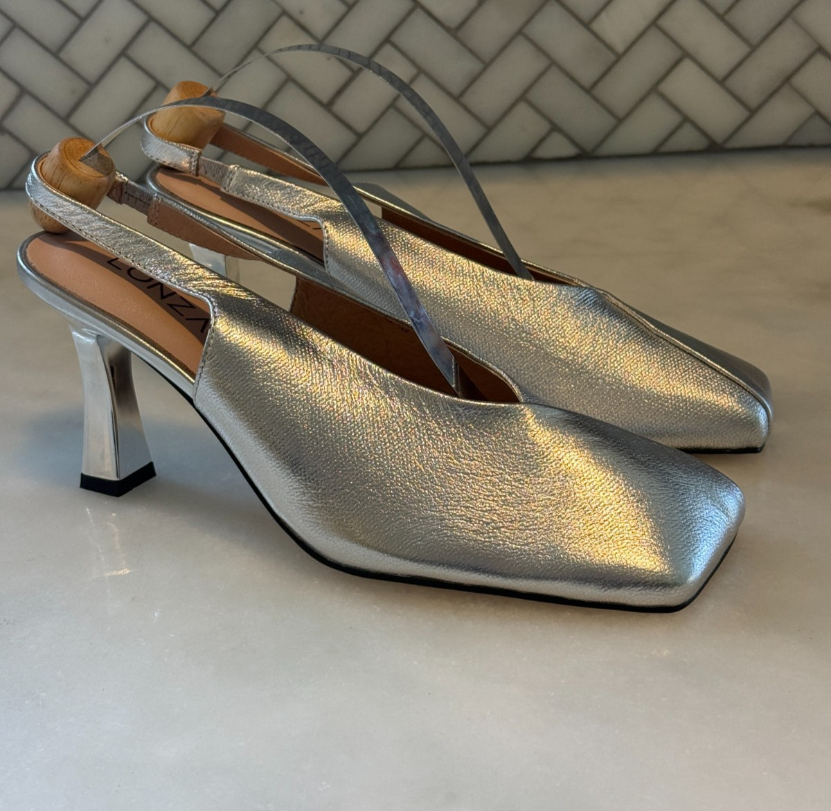 LONZA NWOB Silver Leather Slingback LINDA Heels Shoes Size 37 – 7