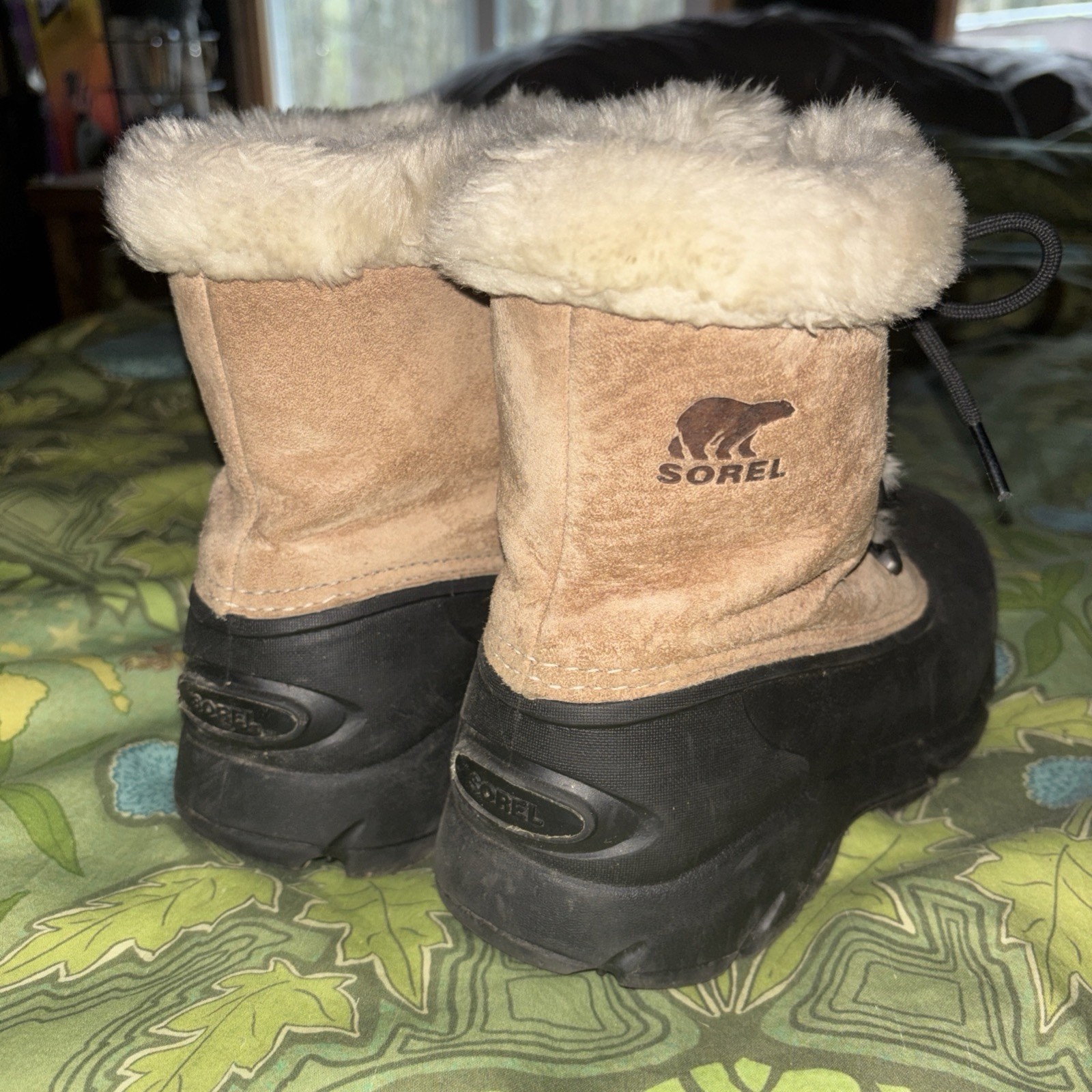 Sorel Womens Suede Snow Angel Waterproof Winter Boots Size US 8 Tan And Black