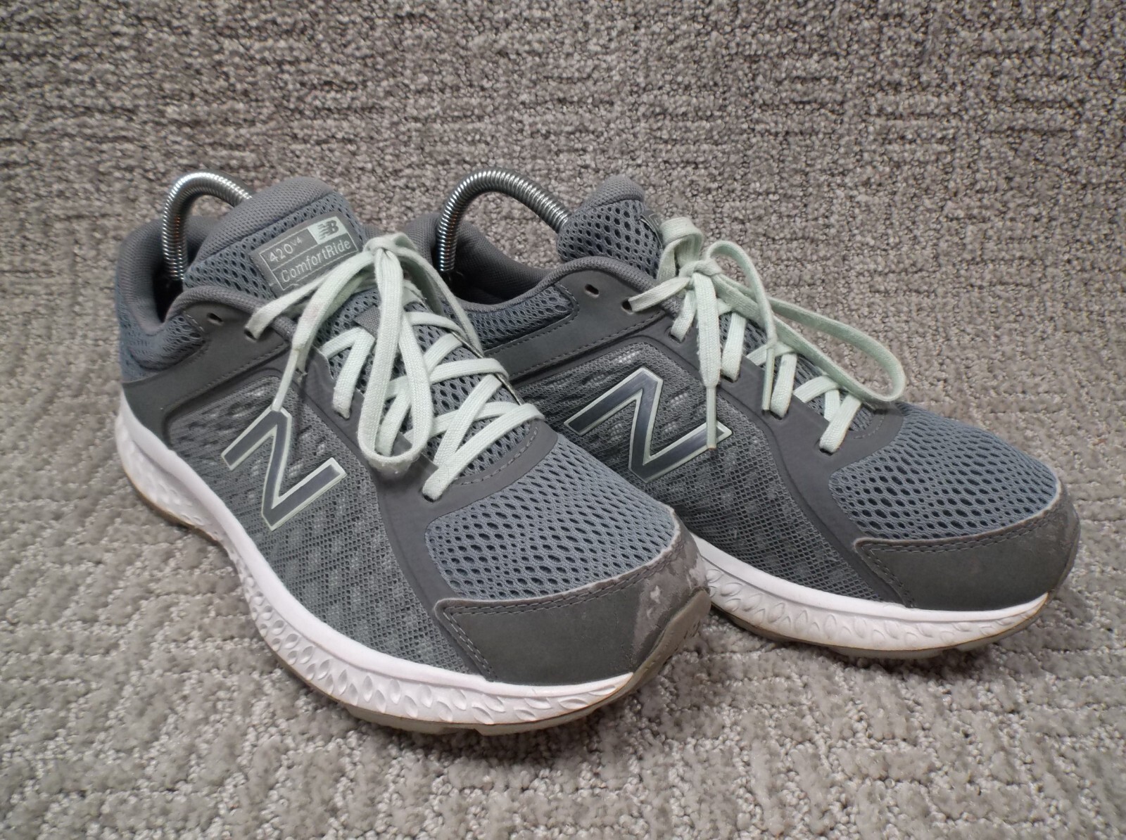 New Balance 420v4 Comfort Ride Sneakers Womens Size 10 Gray Mint W420LG4