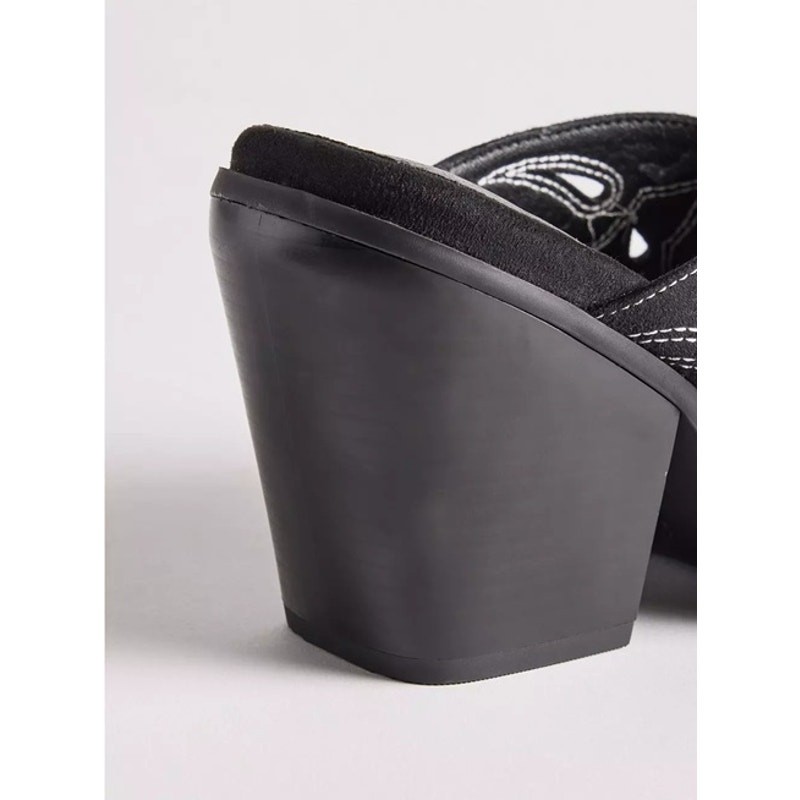 1316 – Torrid Western Heel Mule (WW) NWT – Size 10WW