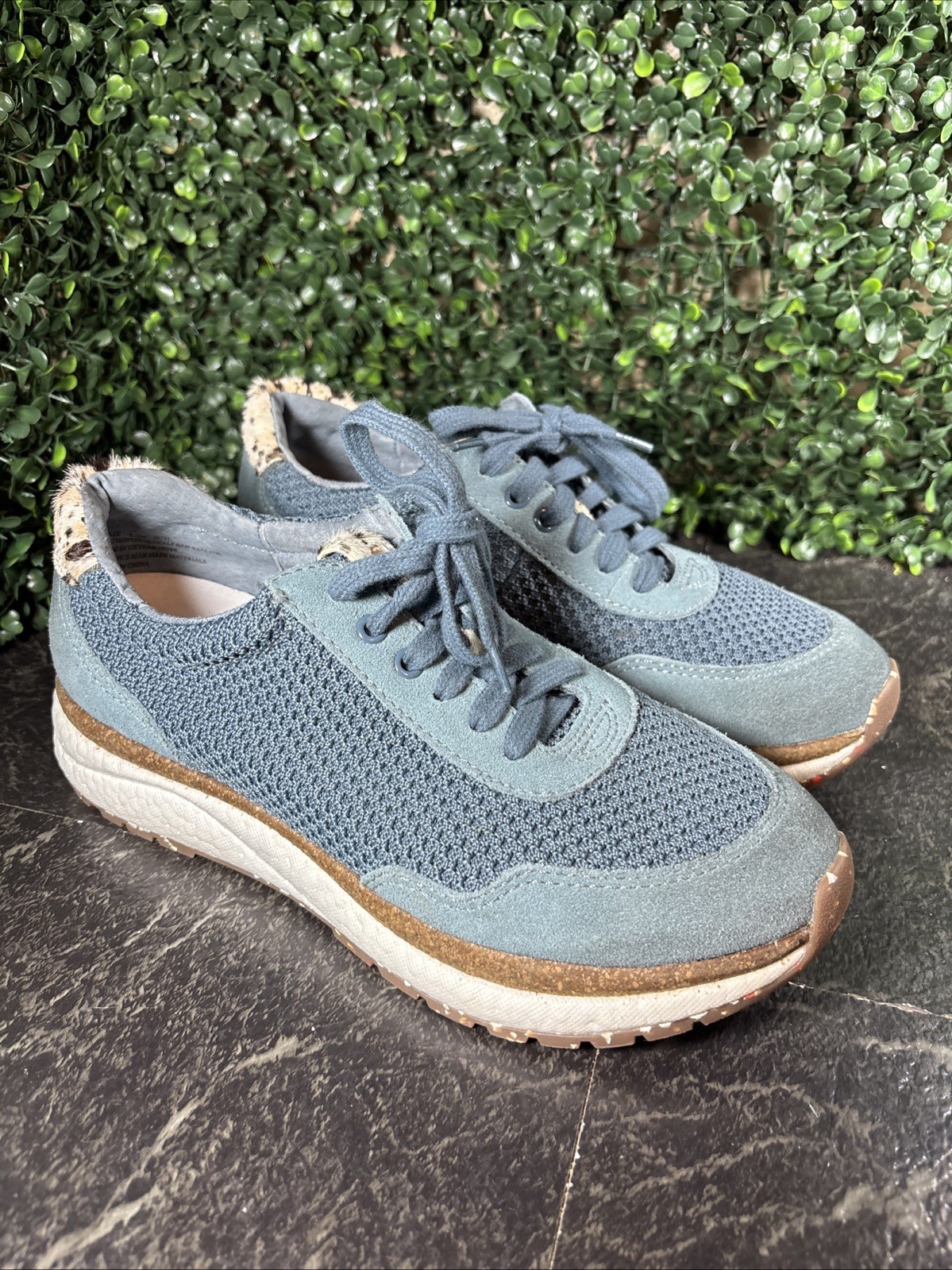OTBT Women’s Speed Sneaker 10137 Calf Hair ( size 8.5m Real Fur Blue