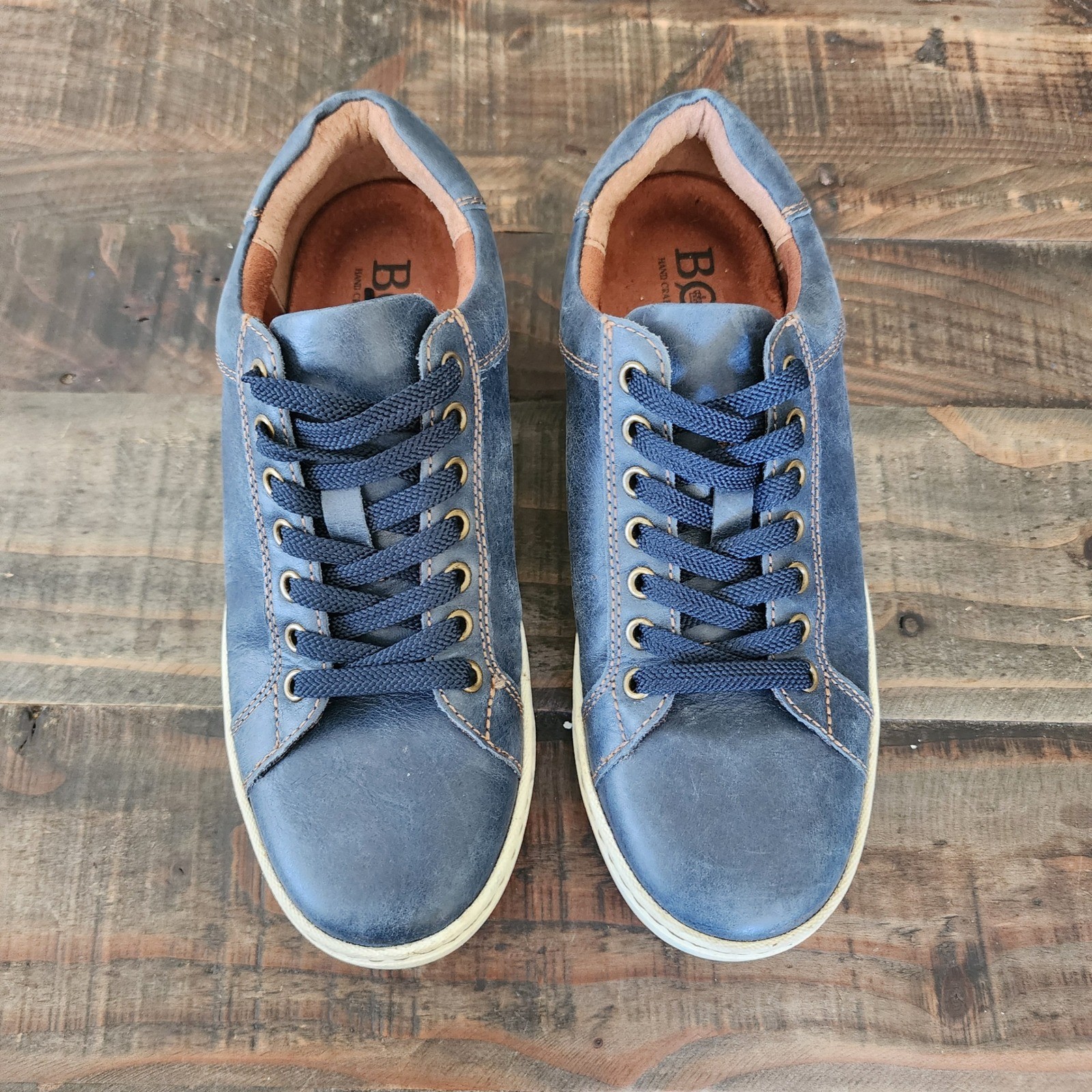 Born Mira Blue Distressed 100% Leather Sneakers Womens 7M, Coastal Casual