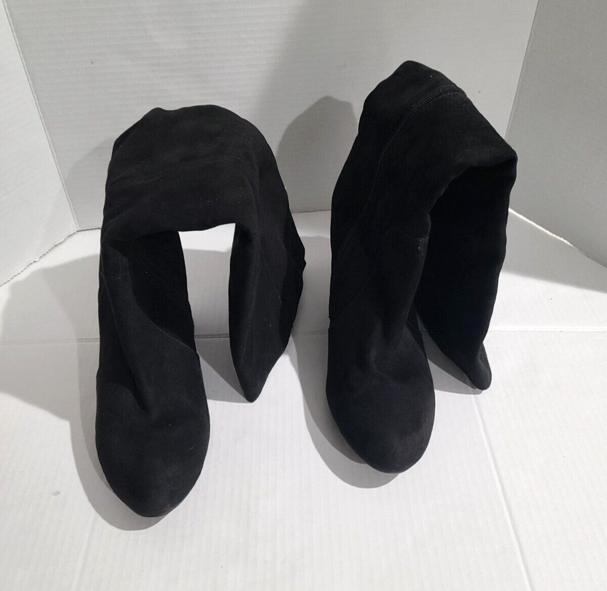 Metaphor women’s heel’s long black boots size 11 M.