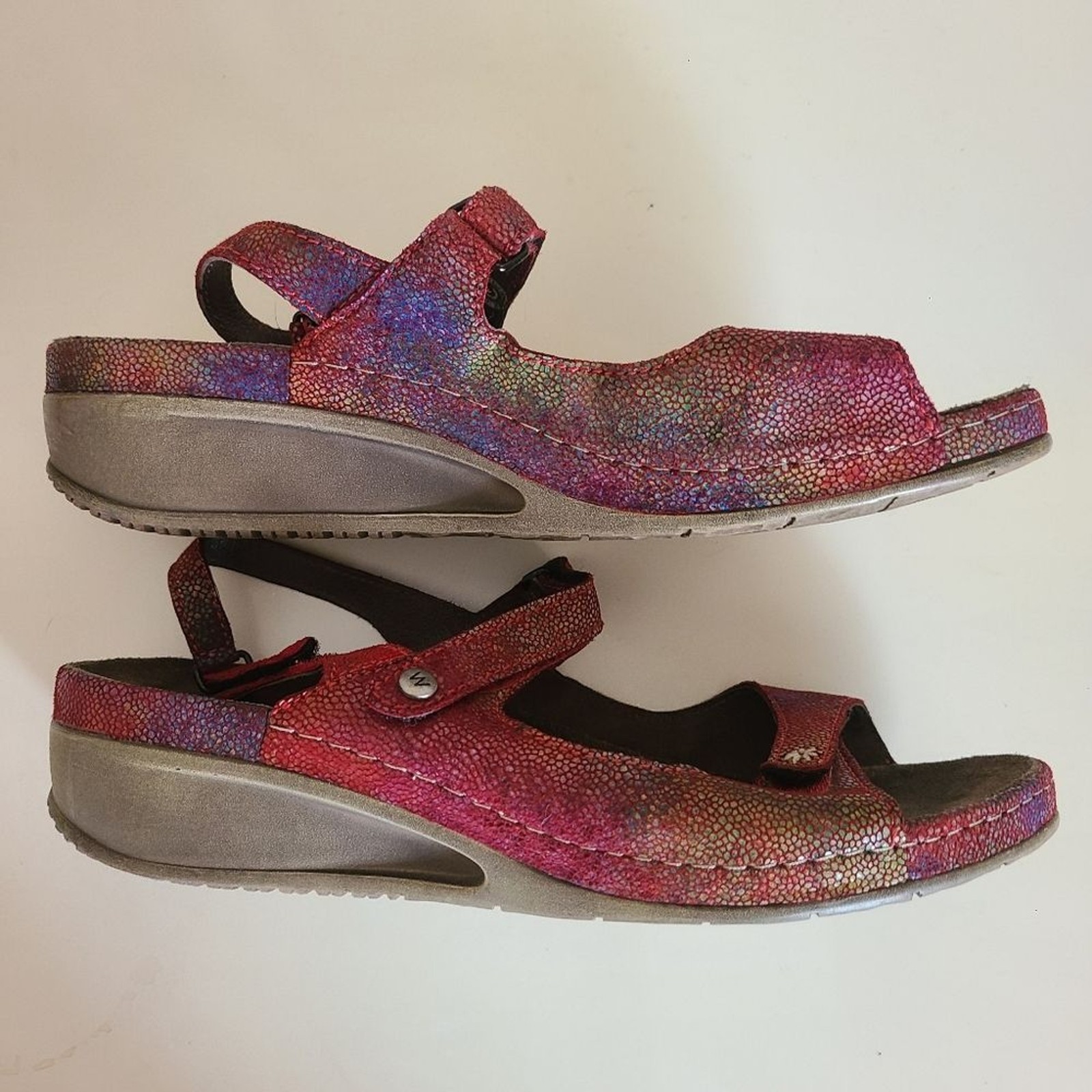 wolky strappy sandals fantasy red multicolor hook & loop size 41 (9-10)