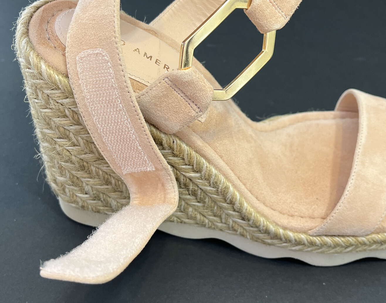 Good American Pale Pink Suede Gold Hardware Espadrille Wedge Sandals NEW Size 10