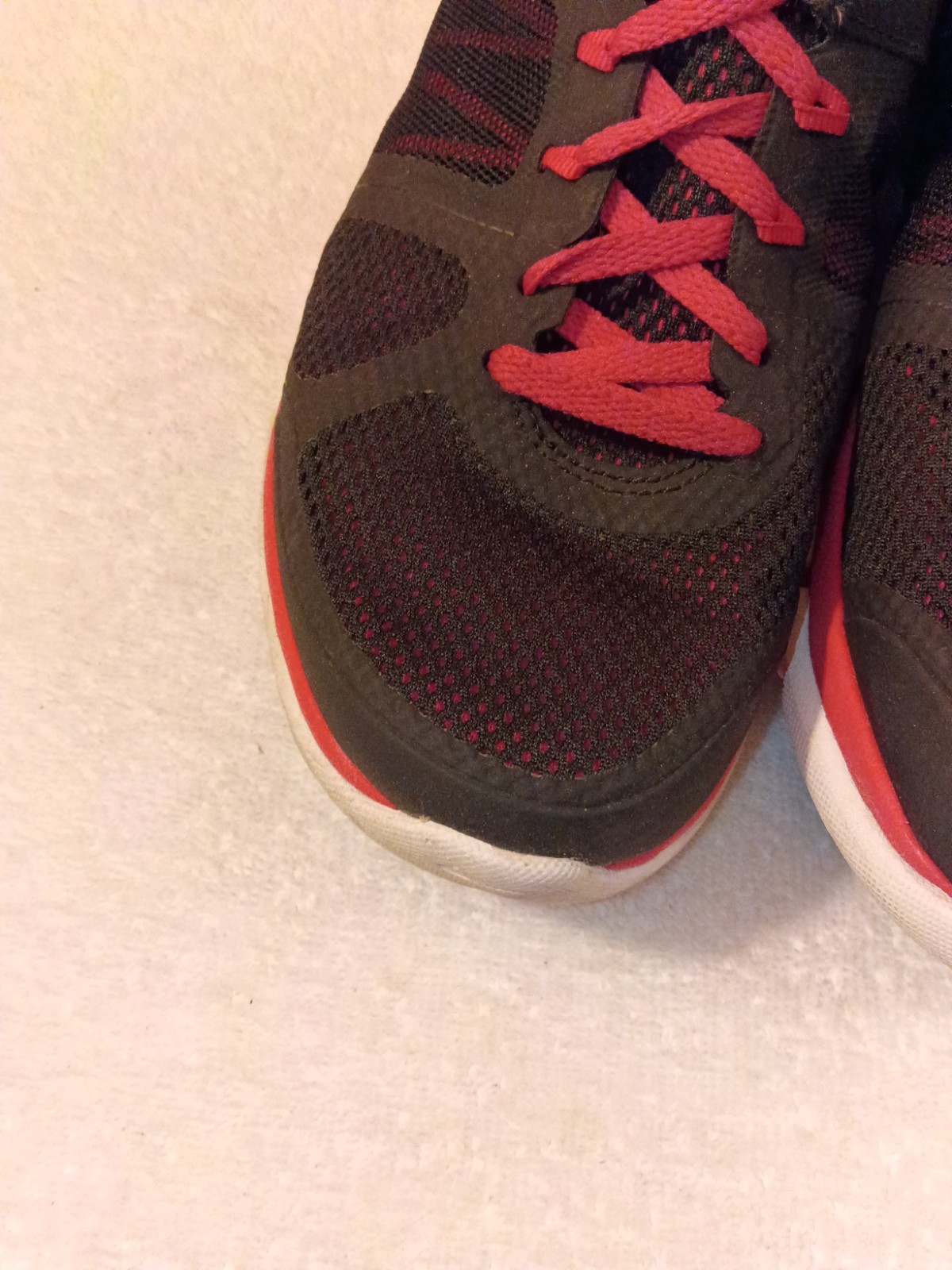 Nike Flex 2014 Run Womens Size 8 Running Jogging Shoes Black Pink