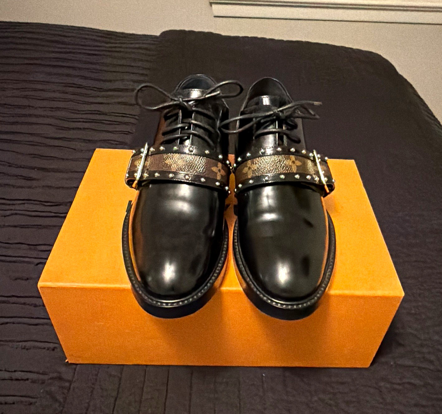Louis Vuitton Women’s Black Leather Oxford Lace-Up Monogram Strap Buckle Studs 8