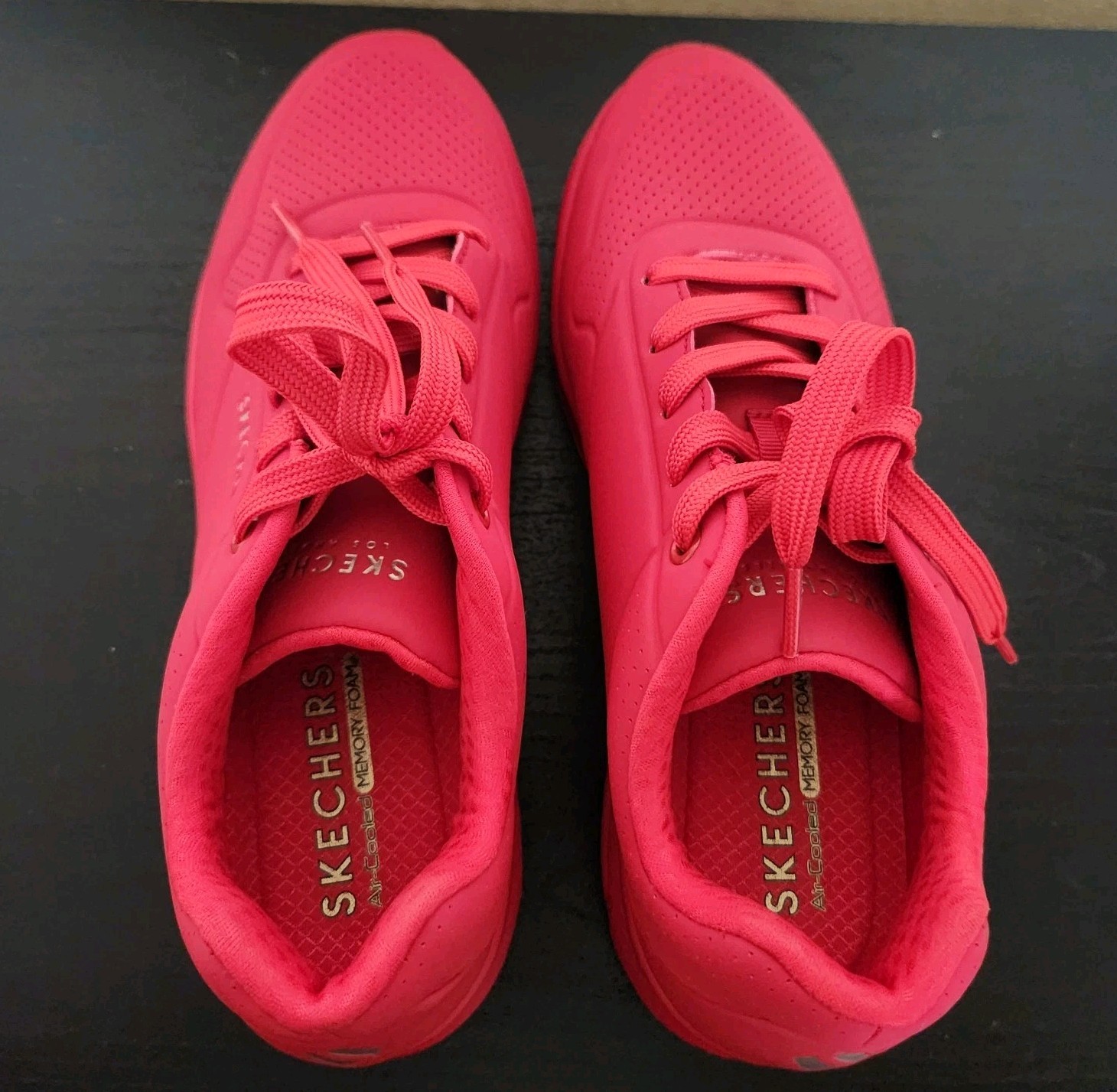 Skechers Uno Stand On Air Red Women’s Size 8.5 SN 73690