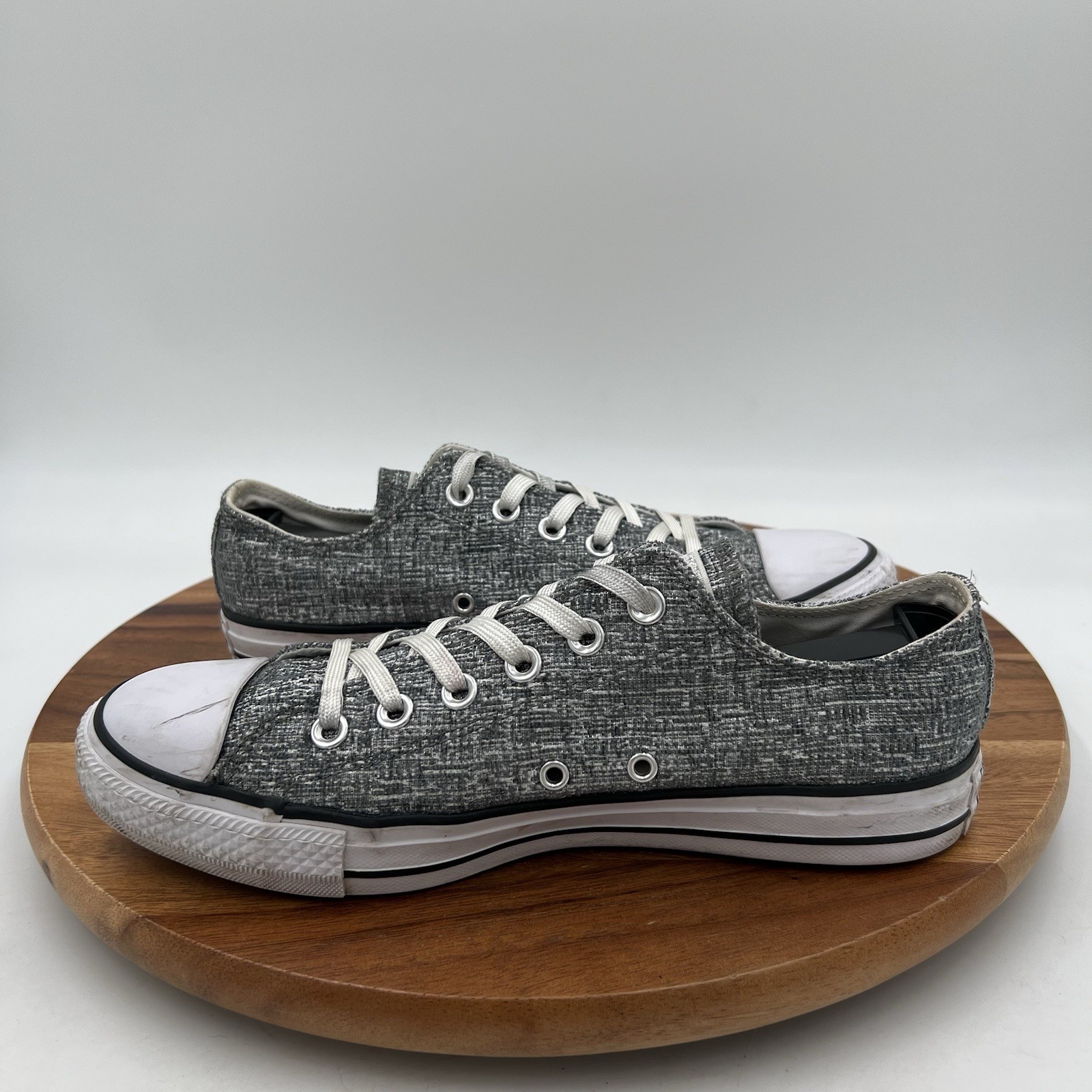 Size 9 Converse Womens CTAS Low Top Silver Sparkly Sneakers Shoes 560302F