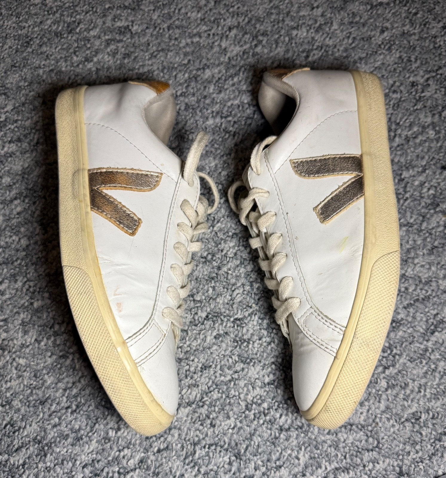 Veja Esplar Leather Womens Sneakers White Gold Metallic Logo Shoes EU 40 US 9