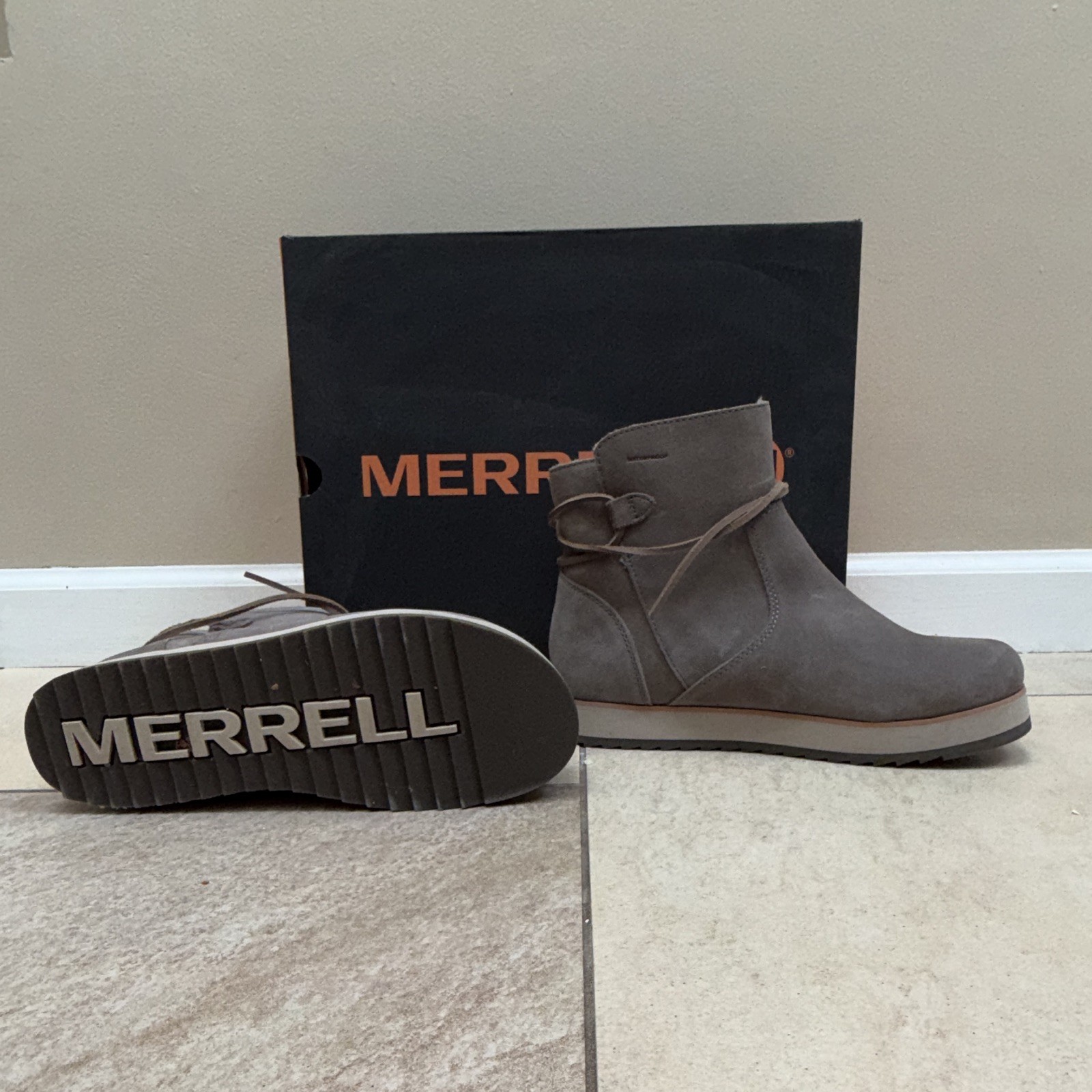 Merrell Juno Bluff PLR WP Gray Suede Waterproof Ankle Bootie Lace Up 9 M