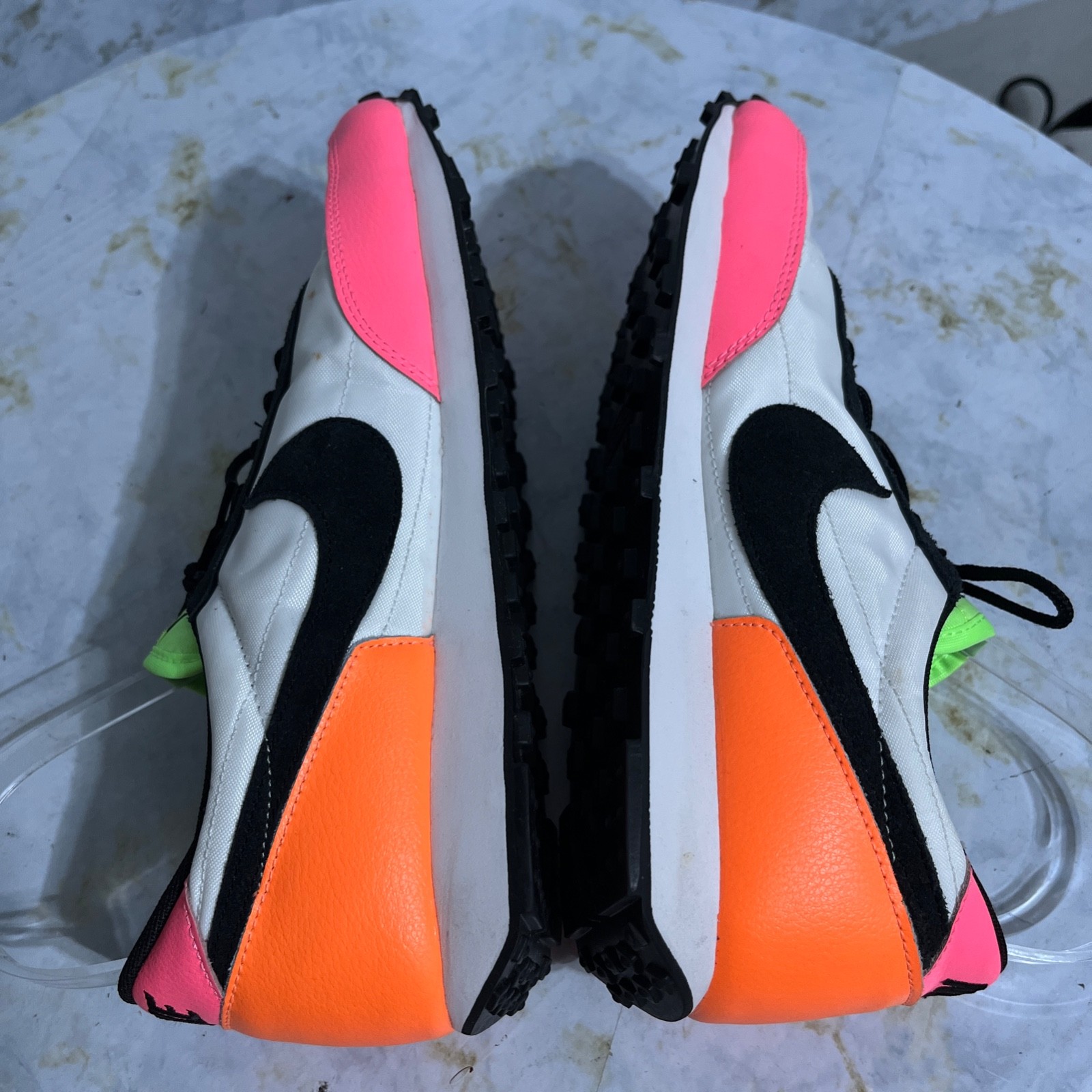 Nike Daybreak Womens Size 9 Shoes White Pink Orange Athletic Low Trainer Sneaker