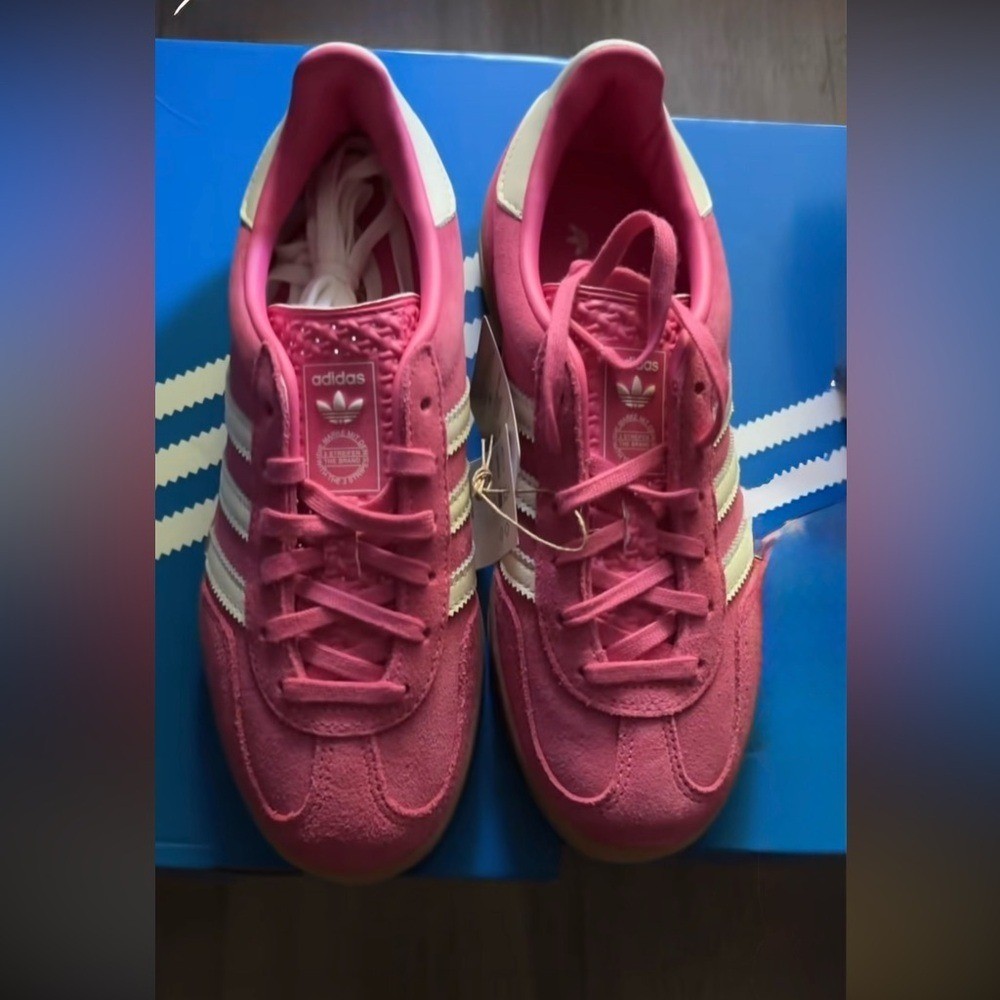 Adidas Gazelle Indoor Pink bubblegum white Sneakers size 7 in box