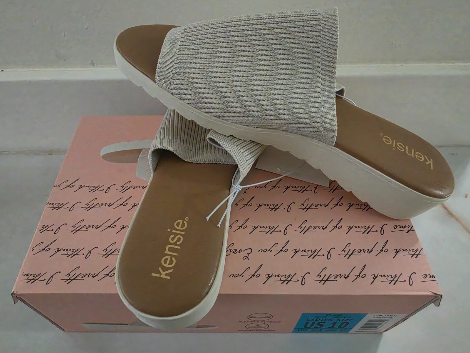 Kensie Beige Women’s Sandal Heels Fabric Knit Upper US 10 EU 40 New Box